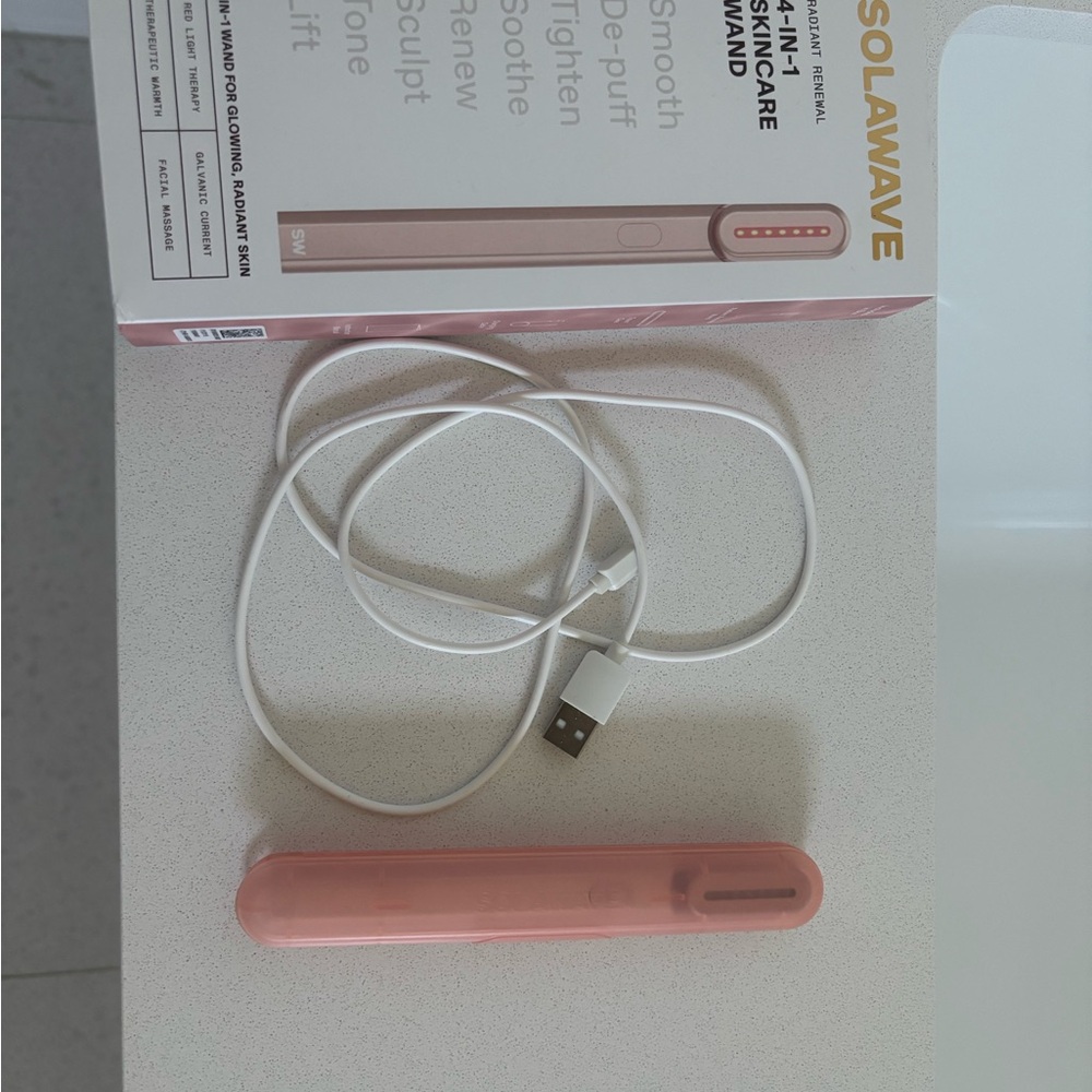 SolaWave Skincare Wand - Pink like new in box - Picture 3 of 3